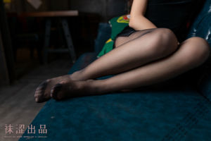 [Socks] VOL.054 Liu Haha Black Silk Cheongsam