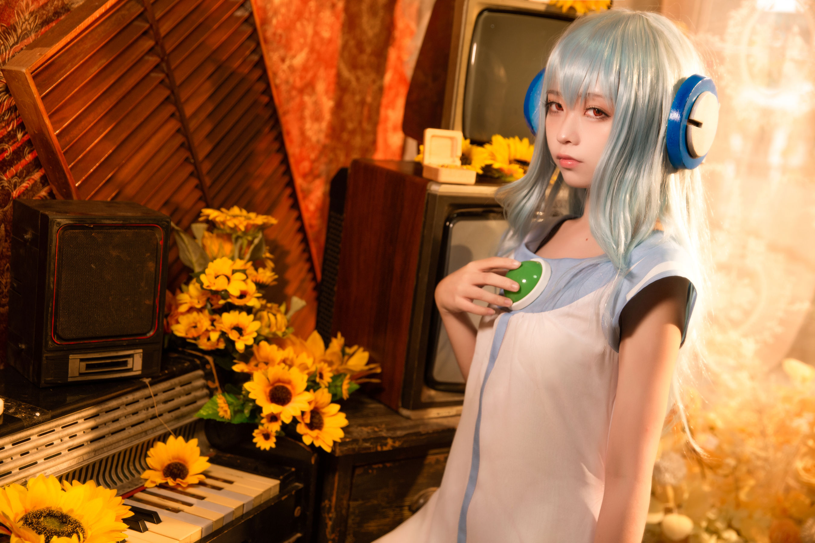 [Net Red COSER Photo] Anime blogger G44 will not be hurt - Music Box Page 1 No.c76d26