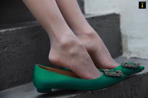 Wanping "รองเท้าส้นแบนสีเขียวของ Wanping" [Iss to IESS] ขาสวยและเท้าไหม