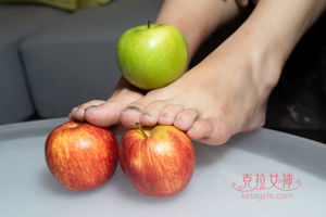 [Kelagirls] Jiang Lu, pieds fruités