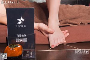 Modèle YOYO "Massage des pieds en soie" [丽 柜 LiGui] Photo de belles jambes et pieds de jade
