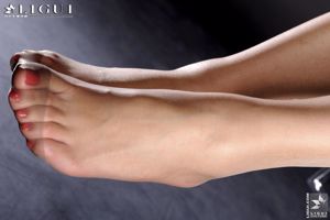 Modèle Cherry "Les belles jambes et les talons hauts d'une enseignante au collège" [丽 柜 LiGui] Belles jambes et pieds de jade Photo Picture