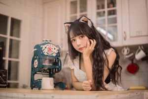 [美女Coser] 黑貓貓OvO 《廚房》