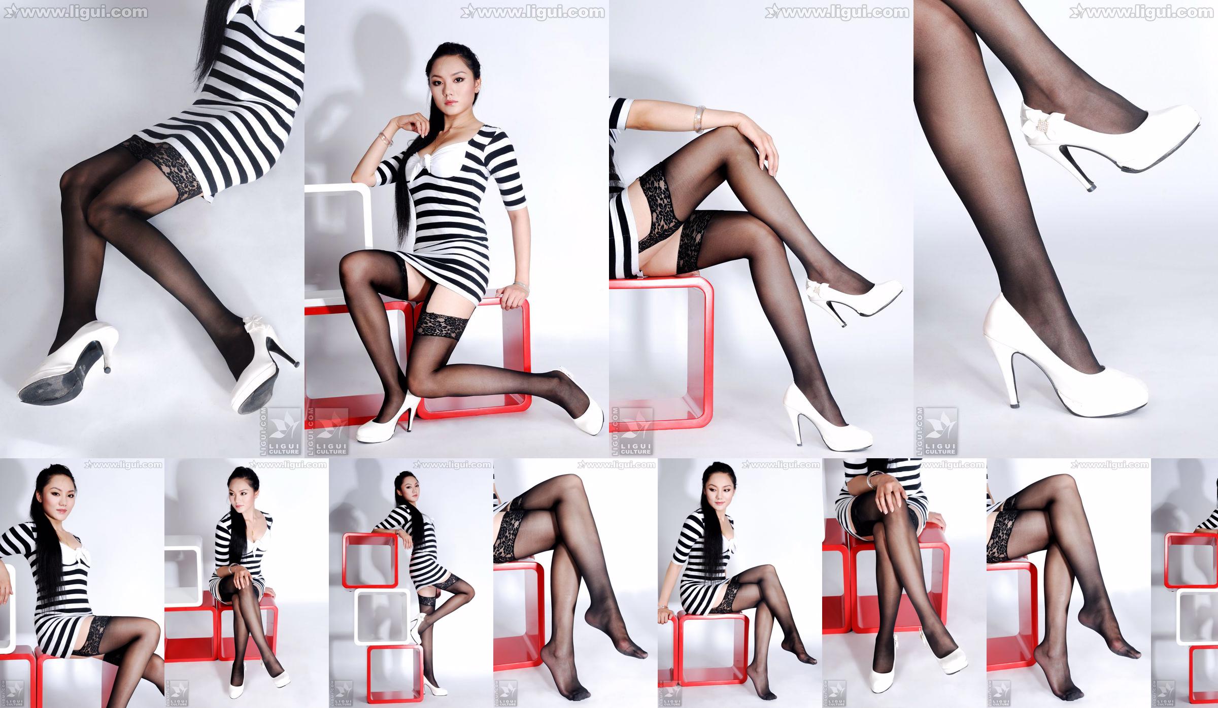 Model Yang Zi "Pesona Stoking dalam Dekorasi Rumah Sederhana" [丽 柜 LiGui] Foto kaki dan kaki giok yang indah No.91a443 Halaman 1